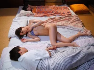 Gã chồng say rượu, bồn chứa tinh của anh trai nứng lồn mút mút cho cậu em chồng