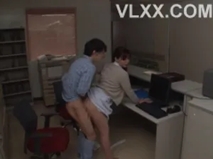 Anh trai làm tình người yêu khi phát hiện thường live stream khoe vú trên douyin