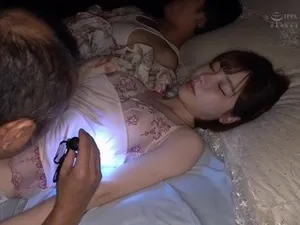 Cô gái trẻ không có mã hóa, không có mã hóa trong một thời gian dài, video cửa hàng một khu vực hai khu vực ba khu vực trực tuyến...