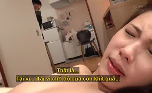 Cô gái nghiện hôn đi chăn trai để thoả mãn nhu cầu