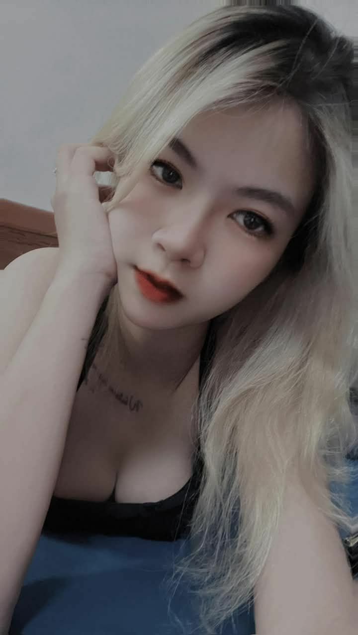 Người yêu đòi chơi lỗ nhị làm em đau rên khiếp